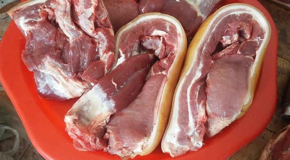 Trổ tài vào bếp với món thịt lợn mán hấp 